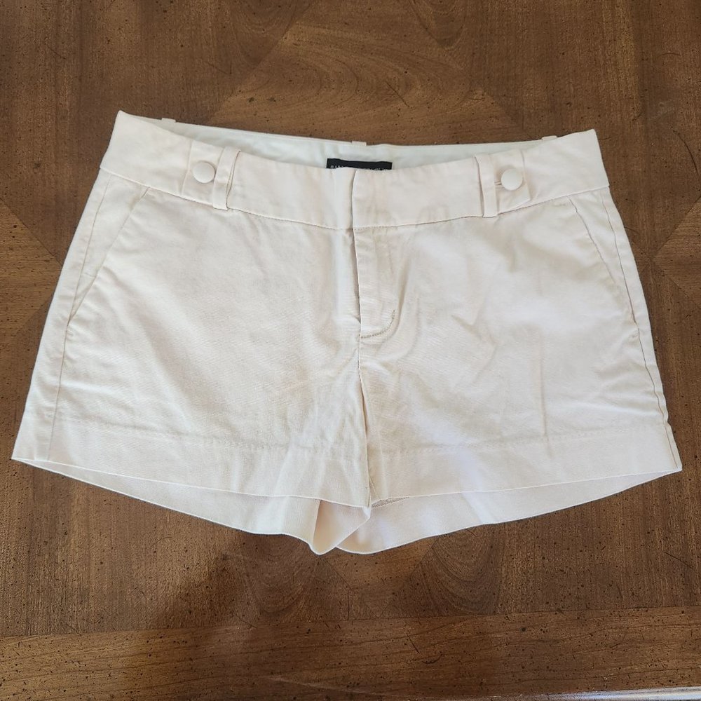 Banana Republic Factory Pale Pink Shorts Size 8